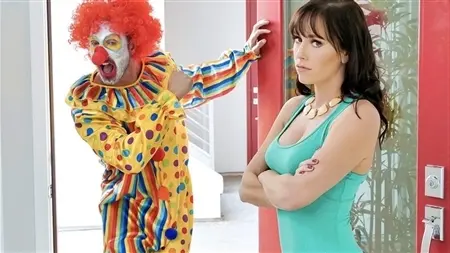 Dressed a clown's costume to seduce a pretty grandmother for sex